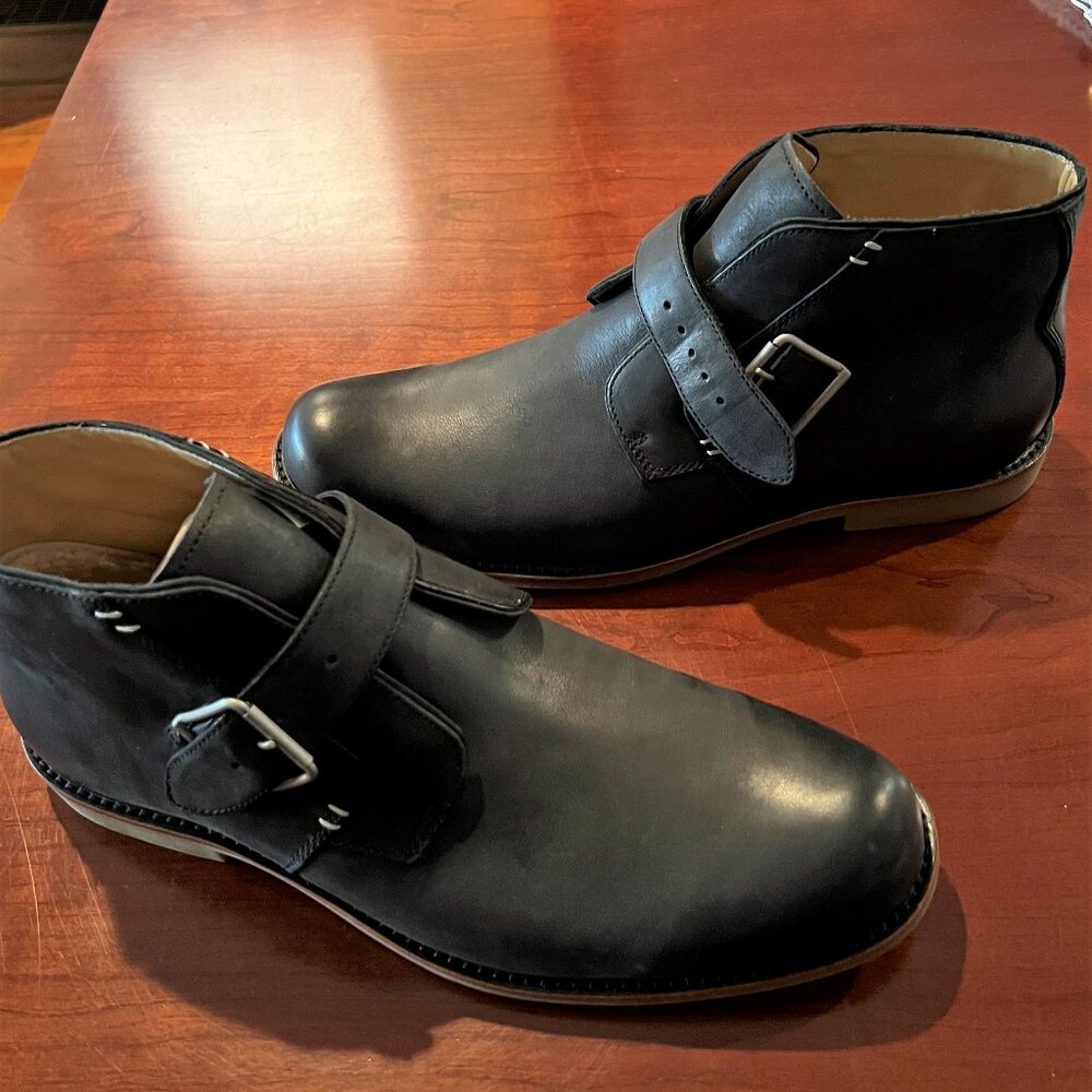 Never Worn Men's UGG Dress Shoe Boots